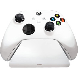 Xbox Wireless Controller - New Series + Razer Universal Quick Charging Stand - Robot White